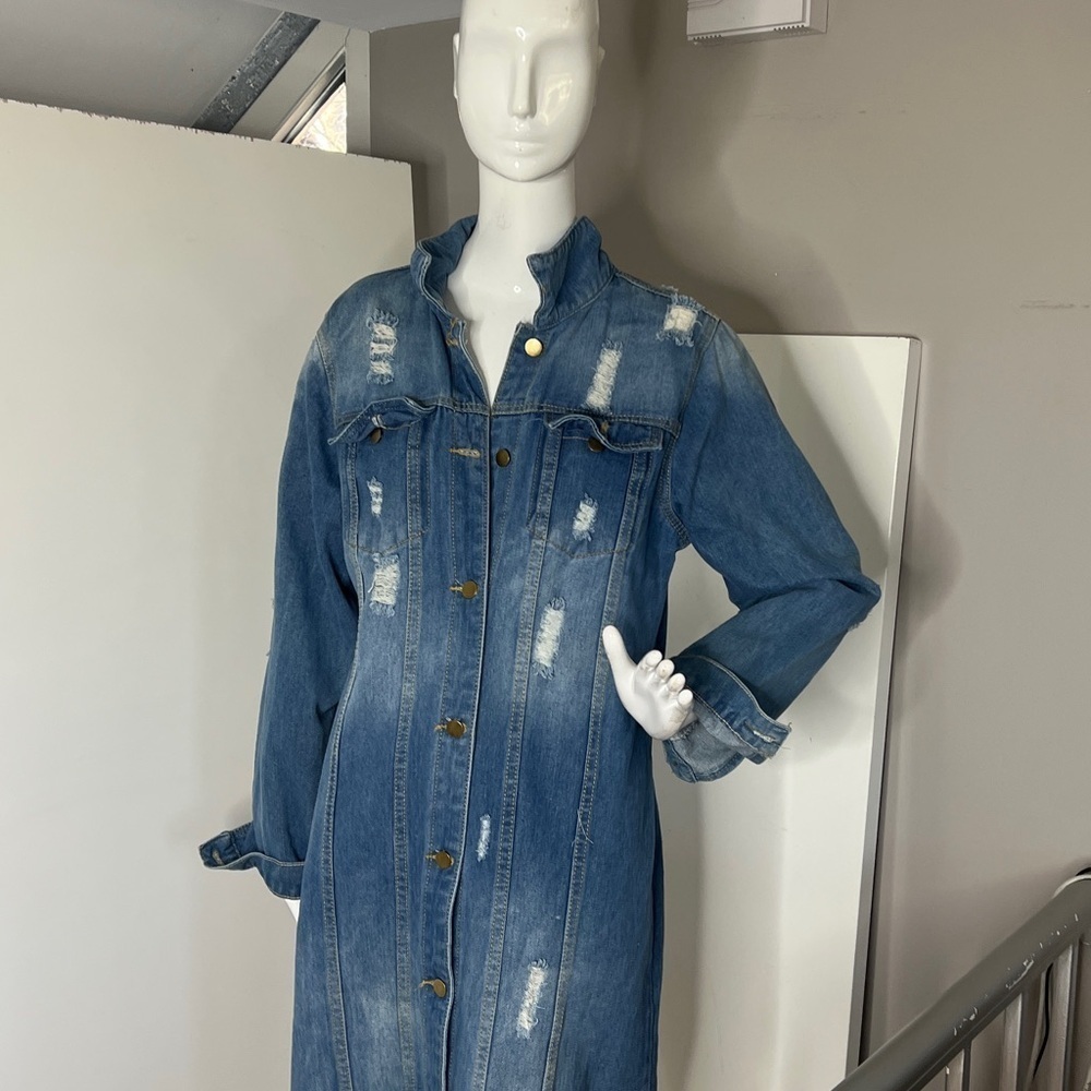 Women’s Sz 8-10 Long Distressed Denim Dress Trench Coat - Picture 2 of 12